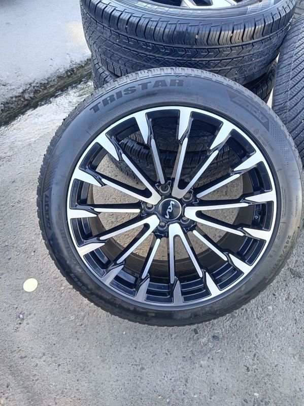 R19 BMW DISKA Balon Xolati idial kovini
