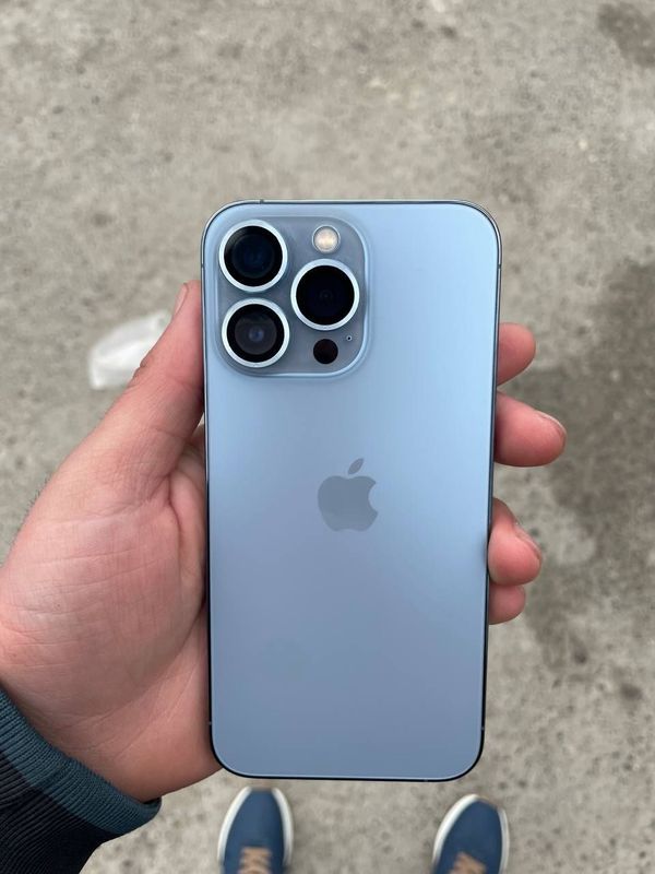 Iphone 13 pro srochna sotiladi