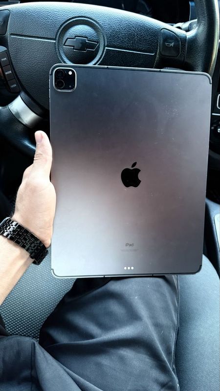Ipad pro 12.9 256gb Sim kartaligi 5G Ipad pro 12.9 256gb Sim kartaligi 5G
