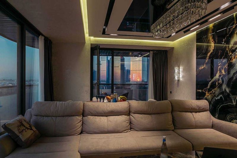 Премиум квартира в U-tower с шикарным панорамным видом на город Премиум квартира в U-tower с шикарным панорамным видом на город