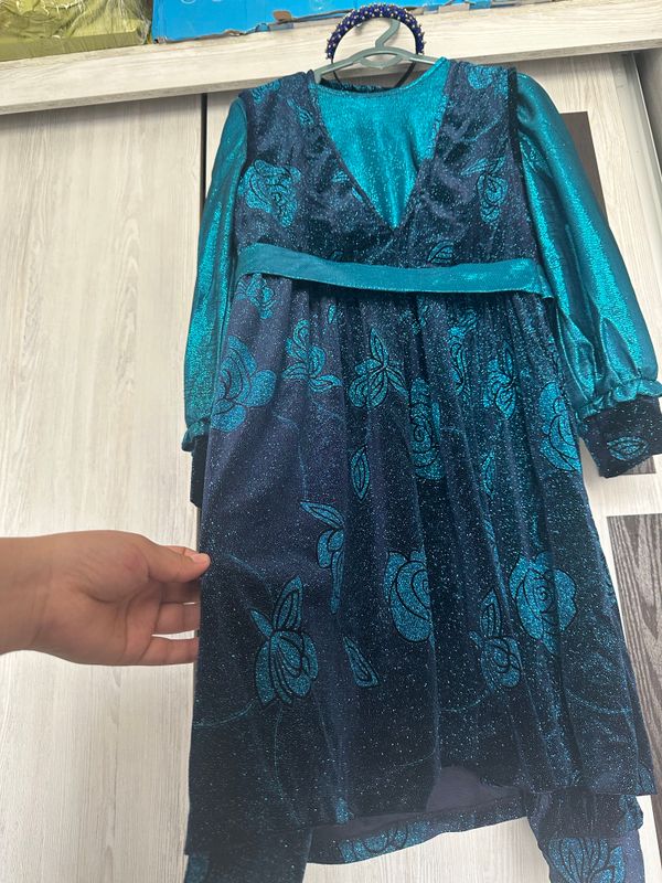 Koʻyne 1marta kiyilgan abadogini tekin beraman Koʻyne 1marta kiyilgan abadogini tekin beraman