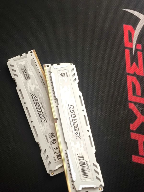 Оперативная память Ballistix DDR4 8 Гб для ПК,2400 МГц