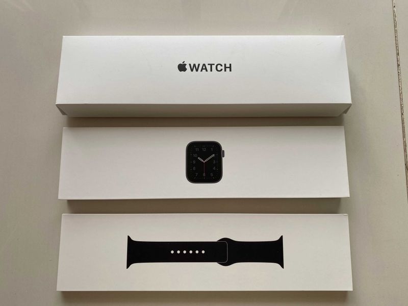 apple watch se2 ЯНГИ ОЧИЛМАГАН арзон срочно apple watch se2 ЯНГИ ОЧИЛМАГАН арзон срочно