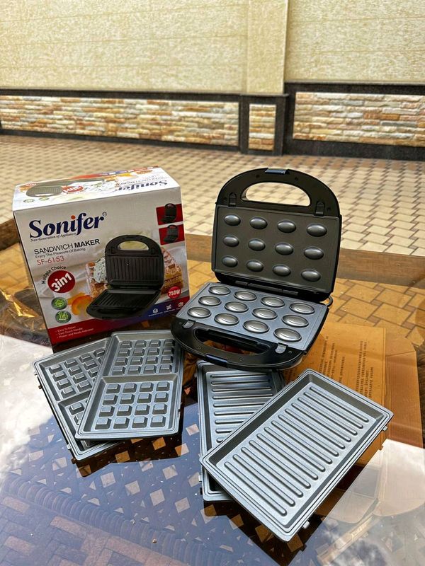 Вафельница SONIFER SF-6153