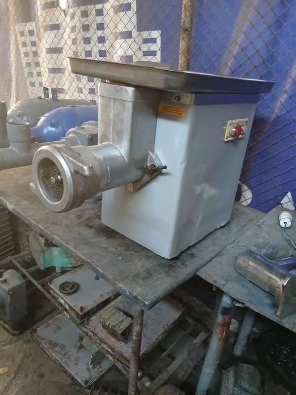 Mesarubka MIM 600 Mesarubka MIM 600