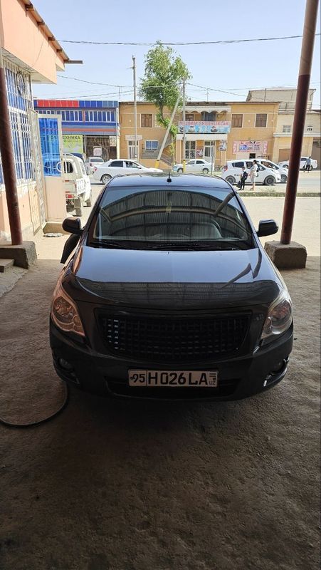 Продаю Кобальт автомат коробка 2 позиция,Метан есть . Продаю Кобальт автомат коробка 2 позиция,Метан есть .