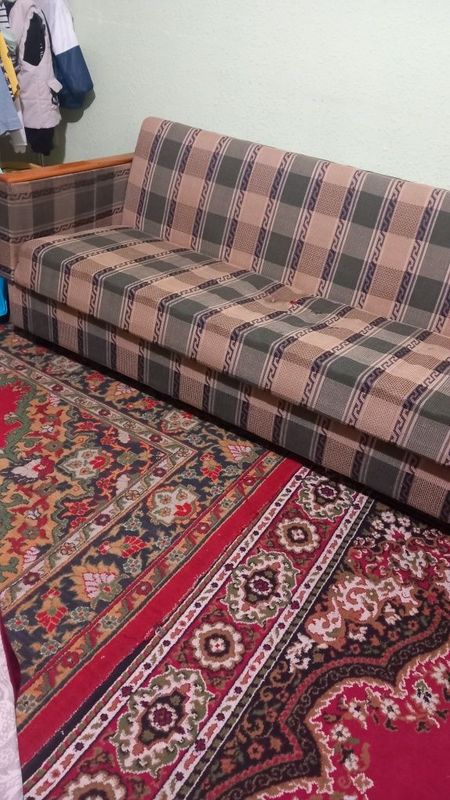 Продажа дивана и кресел Продажа дивана и кресел