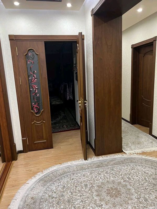 продаётся 3 комн. банковская. ор.метро Новза продаётся 3 комн. банковская. ор.метро Новза