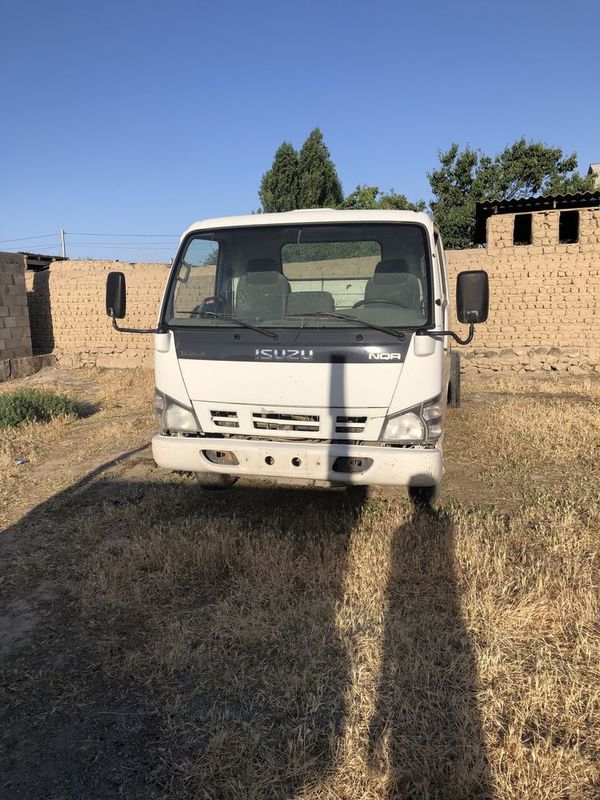 Isuzu 2010-yil (исузи) Isuzu 2010-yil (исузи)
