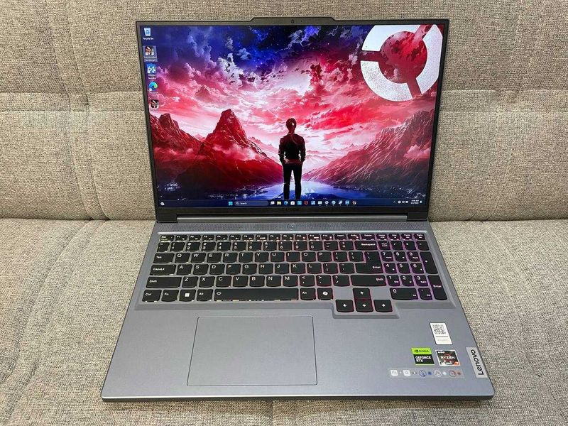 Lenovo Legion Slim 5 / Ryzen 7 7435HS / 16Gb / 1TB / RTX 4070 : 165GHZ Lenovo Legion Slim 5 / Ryzen 7 7435HS / 16Gb / 1TB / RTX 4070 : 165GHZ