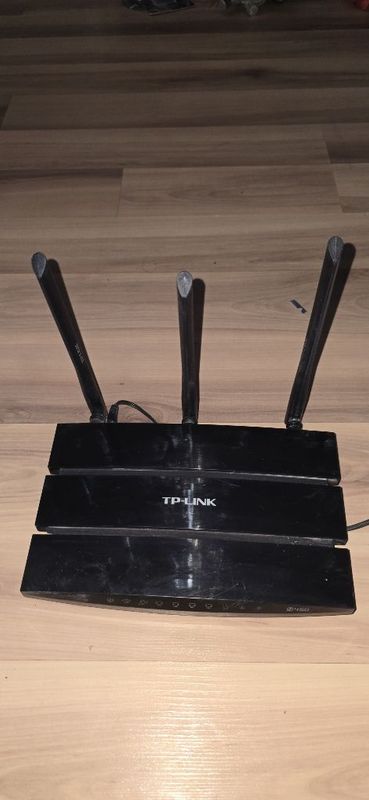 Продам wifi роутер Продам wifi роутер