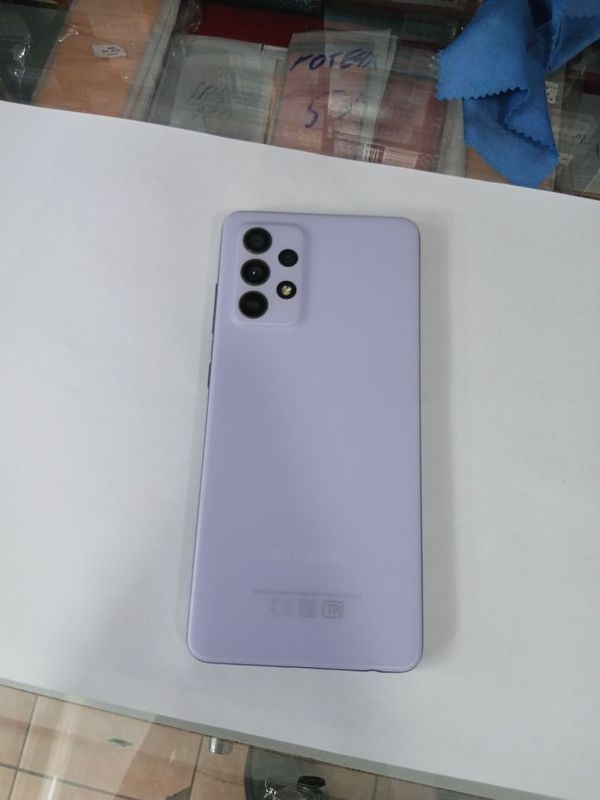 Samsung a 52 ediyal xolati 256 tali Samsung a 52 ediyal xolati 256 tali