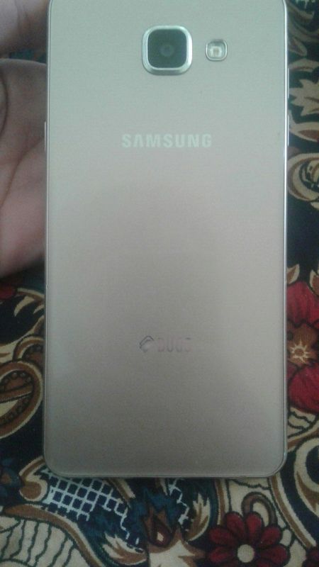 Samsung A5telefoni