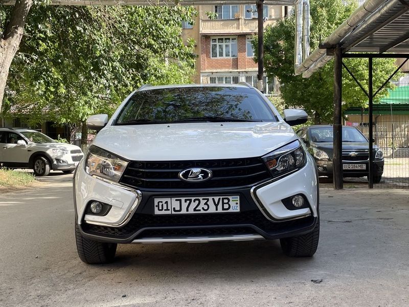 Lada vesta sw cross 2019