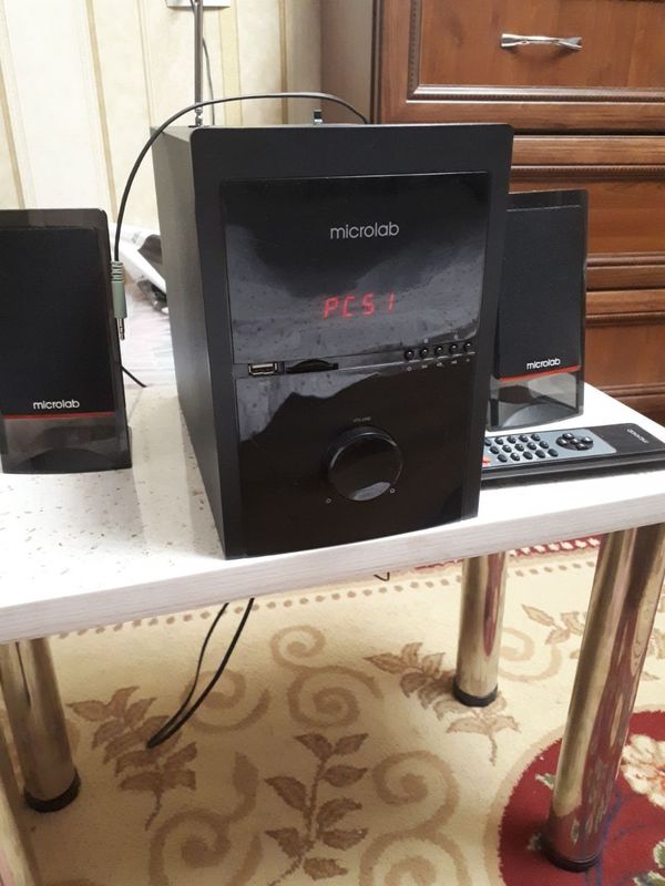 Акустическая система Microlab M-700U Акустическая система Microlab M-700U