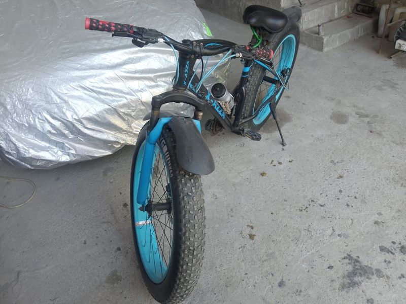 Velosipetlar sotiladi Velosipetlar sotiladi