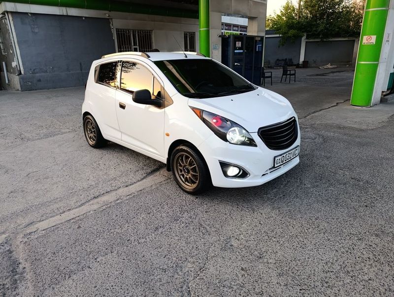 Sotiladi Spark Zavod Avtomat Gaz Metan 4 pok Xolati Zo'r Navarot Sotiladi Spark Zavod Avtomat Gaz Metan 4 pok Xolati Zo'r Navarot