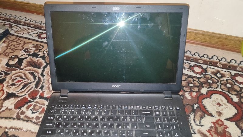 Acer notebook sotiladi .Batareykasi 2 soatga yetadi Acer notebook sotiladi .Batareykasi 2 soatga yetadi