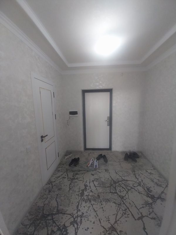 Srochna arenda Musaffo maskan 3/6/10 400$