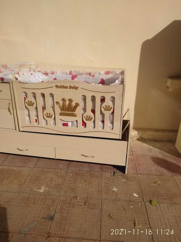 Mebel sotiladi holati yaxshi Mebel sotiladi holati yaxshi