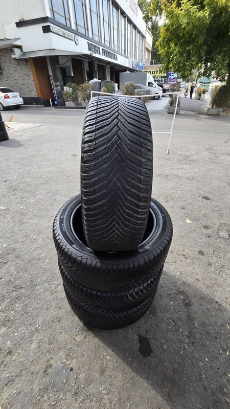 235/50/ R20 Michelin 235/50/ R20 Michelin
