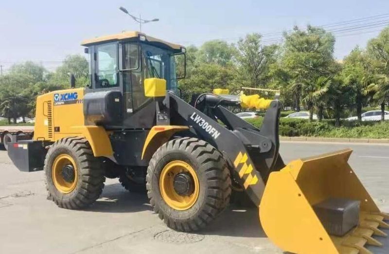 Фронтальный погрузчик XCMG LW 300 FN 3.0kuba Фронтальный погрузчик XCMG LW 300 FN 3.0kuba