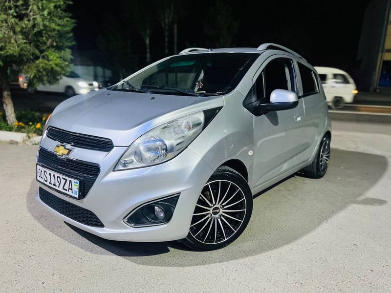 Spark 2017 Yil 181.000 Km prabeg 2 ta petno holati zo'r Spark 2017 Yil 181.000 Km prabeg 2 ta petno holati zo'r