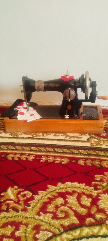 sotiladi qol moshina sotiladi qol moshina