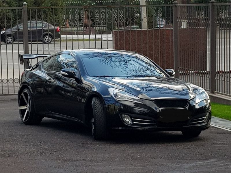 Hyundai Genesis Coupe 3.8L