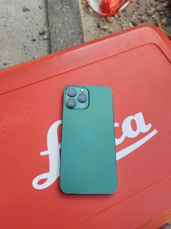 iPhone 13por max iPhone 13por max