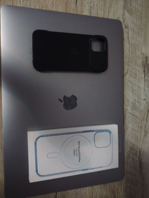 Iphone 12 kafolati bilan Iphone 12 kafolati bilan