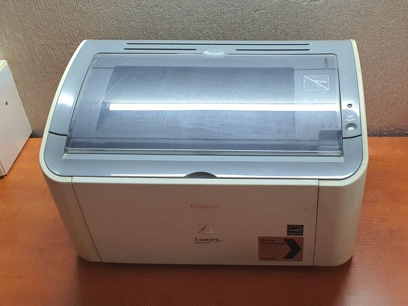 Принтер Canon i-SENSYS LBP2900B. Принтер Canon i-SENSYS LBP2900B.