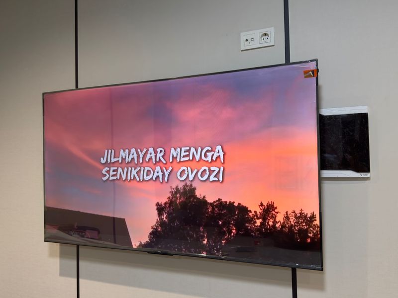 Телевизор TCL 65