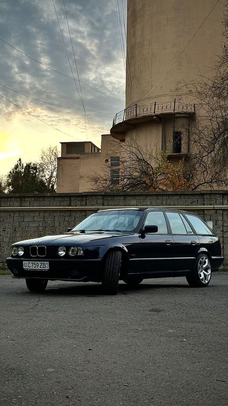 BMW E34 Touring , 518i ,1993 года, механика, читайте описание внизу