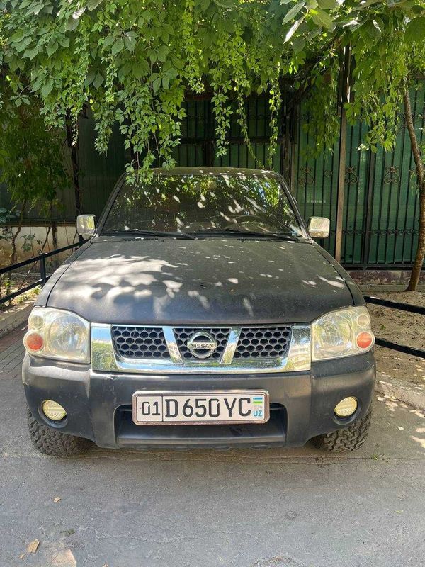 Nissan navara (frontier) pikap Nissan navara (frontier) pikap