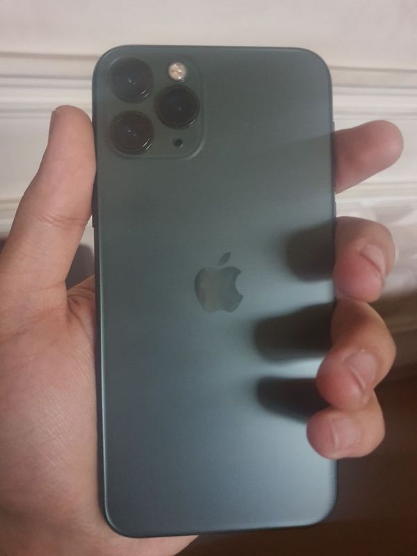 Iphone 11 pro (icloud bor)