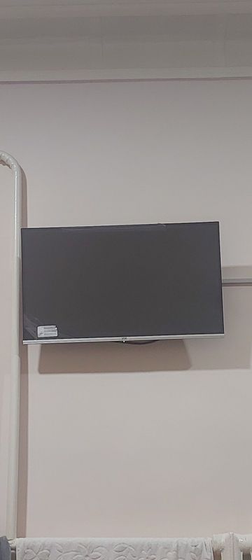 Telvizor sotiladi Marka Artel 32 talik smart emas odiy holati yangi Telvizor sotiladi Marka Artel 32 talik smart emas odiy holati yangi