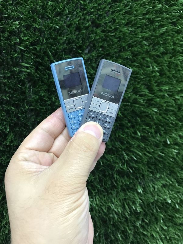Nokia mini yengii 2 ta simkartali Nokia mini yengii 2 ta simkartali