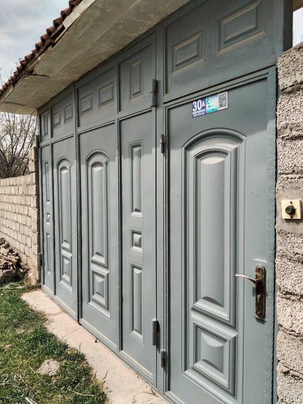 Дом в Газалкенте с бассейном, каналицией. Дом в Газалкенте с бассейном, каналицией.