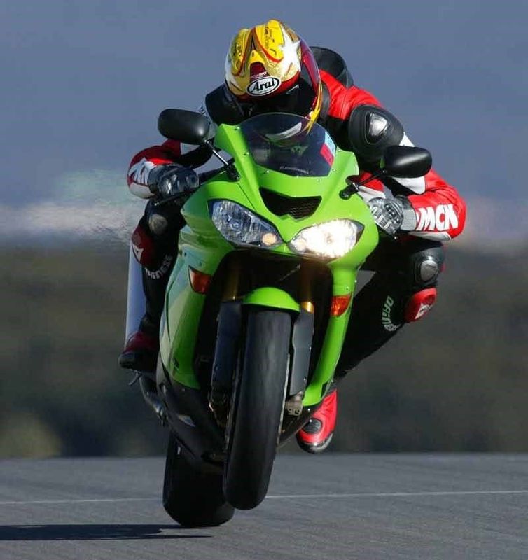 Kawasaki zx 10 r 2005