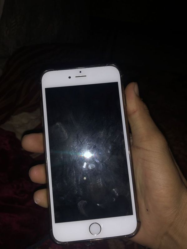 Iphone 6+ pamiti 64 ishlashlari yaxsh useleni qoyilga Iphone 6+ pamiti 64 ishlashlari yaxsh useleni qoyilga