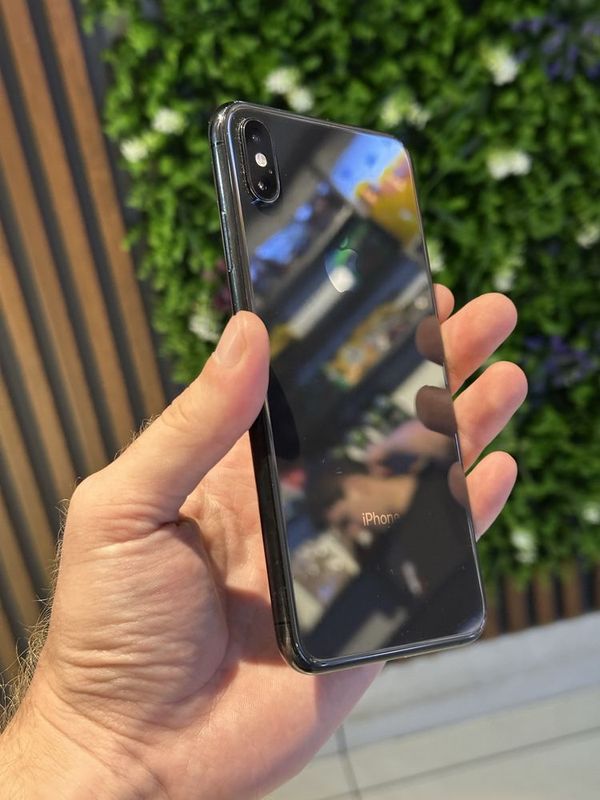 Iphone xs max 64gb Iphone xs max 64gb