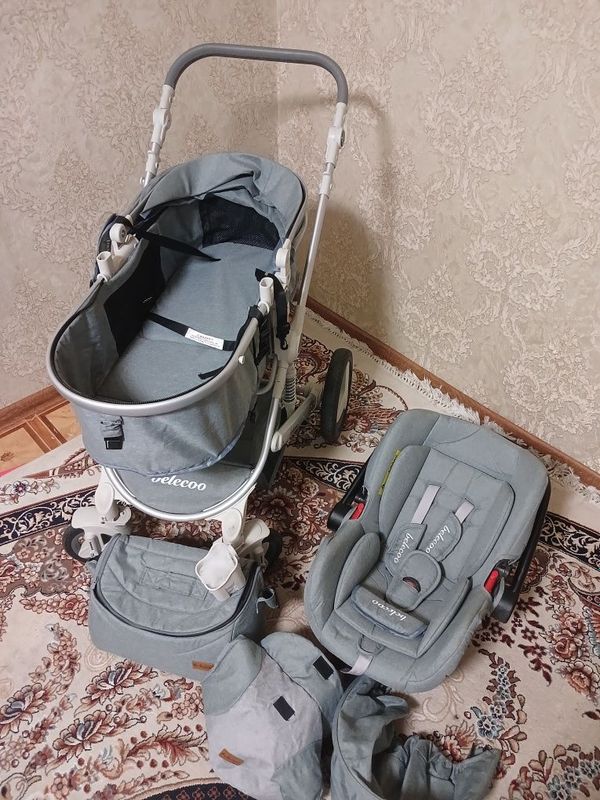 Продаётся детская коляска Продаётся детская коляска