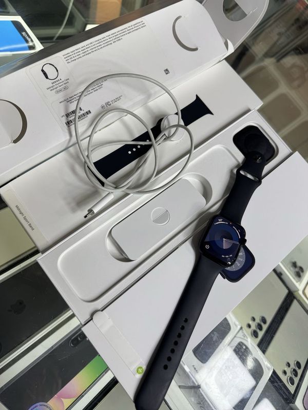 Apple Watch 8/45 97%