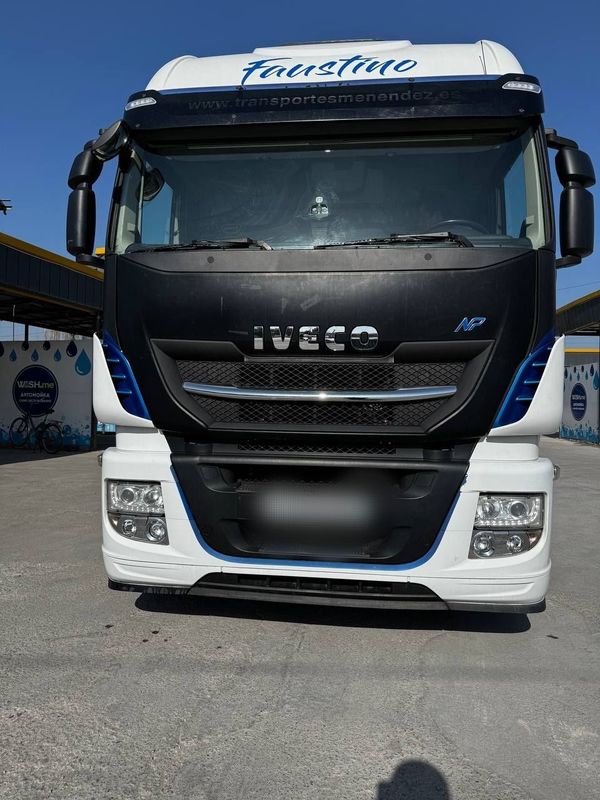 Iveco tyagach sotiladi Iveco tyagach sotiladi