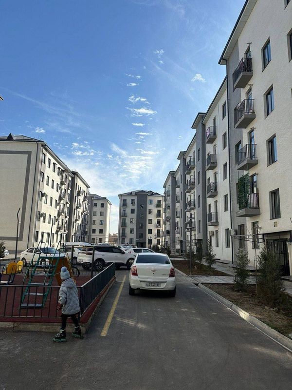 срочно сдается новостройка жк Дустлик Узбум улица Баку 2-комнат срочно сдается новостройка жк Дустлик Узбум улица Баку 2-комнат