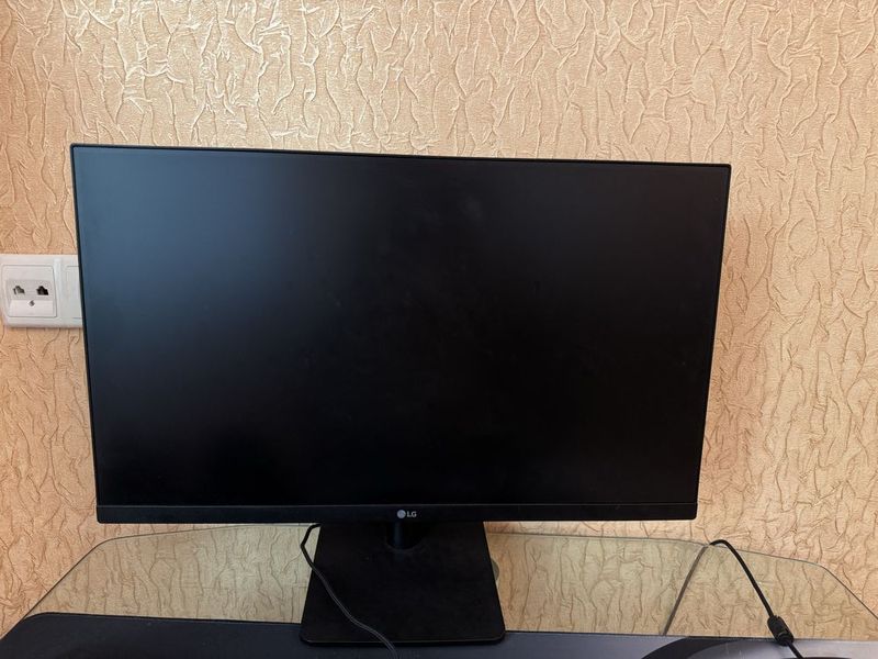 Монитор LG 75 герц Монитор LG 75 герц