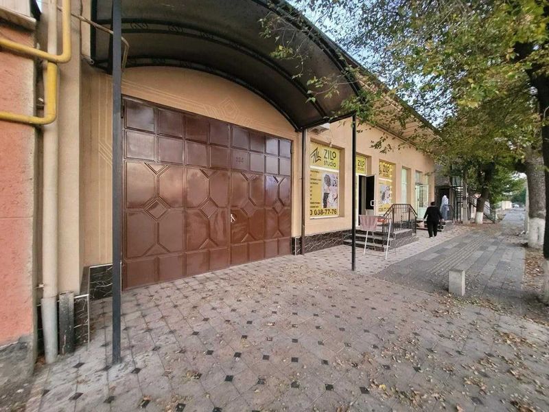 Продается дом с земелным участком , напротив Ок уй Мечете . Продается дом с земелным участком , напротив Ок уй Мечете .