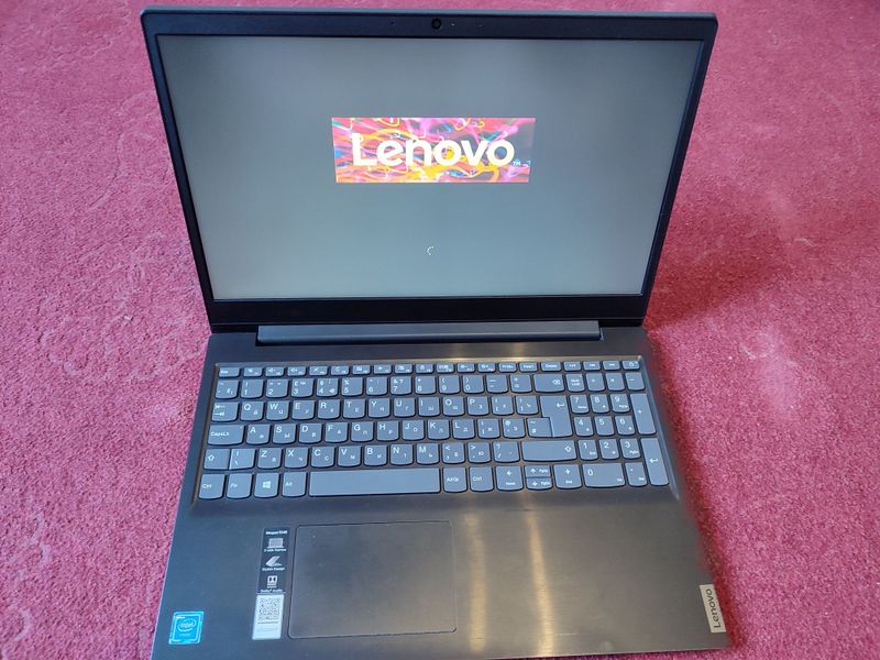 LENOVO noutbuk sotiladi