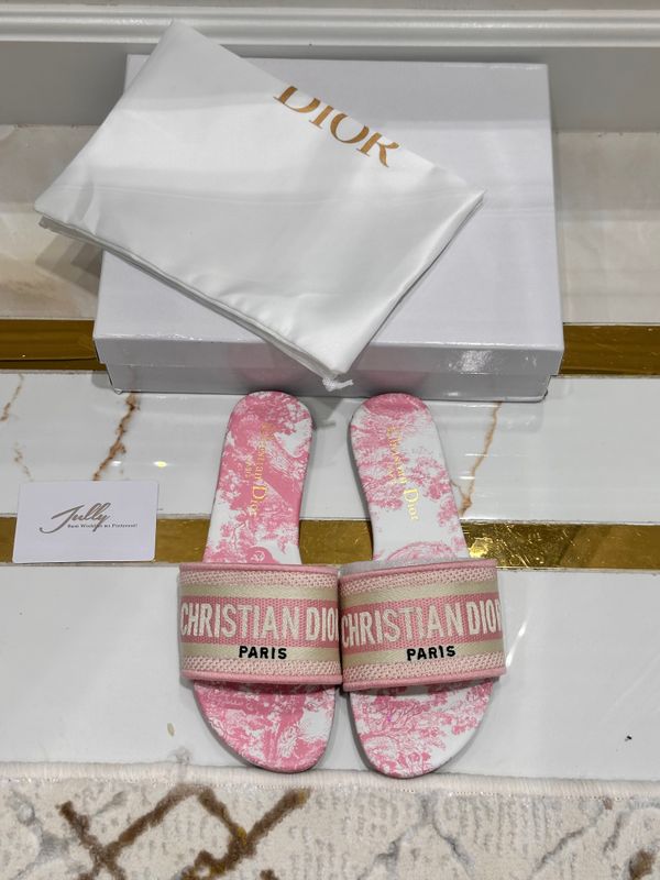 Тапочки Dior, розовые, 37 размер Тапочки Dior, розовые, 37 размер